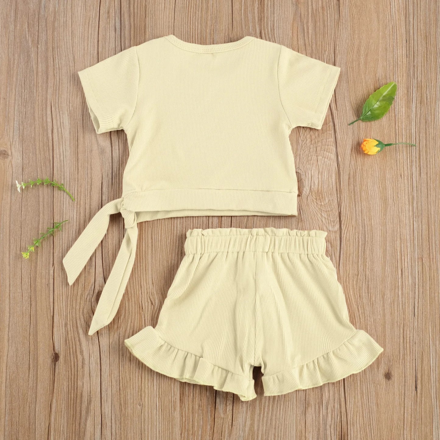 Lightweight baby outfit set for girls in Canada and USA