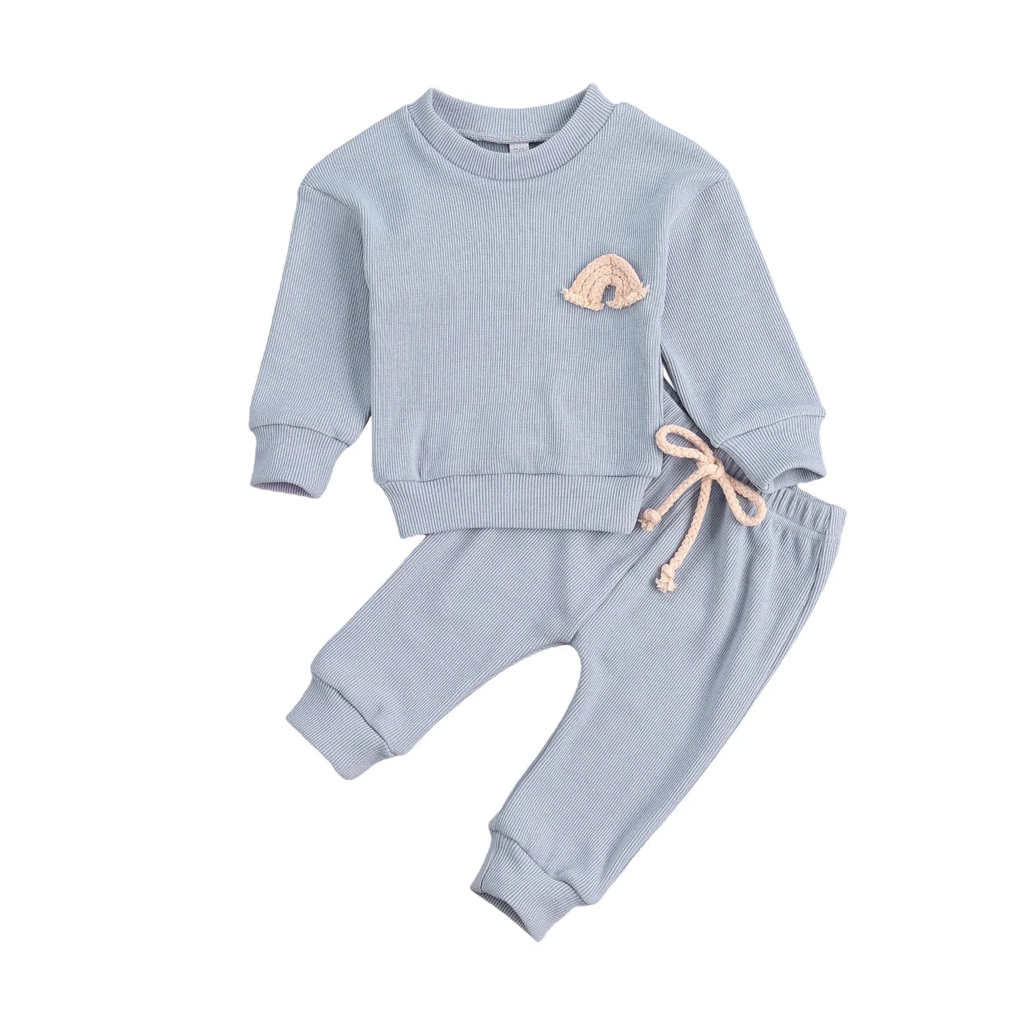 Comfy infant top and pants outfit, ideal for Canada’s changing seasons