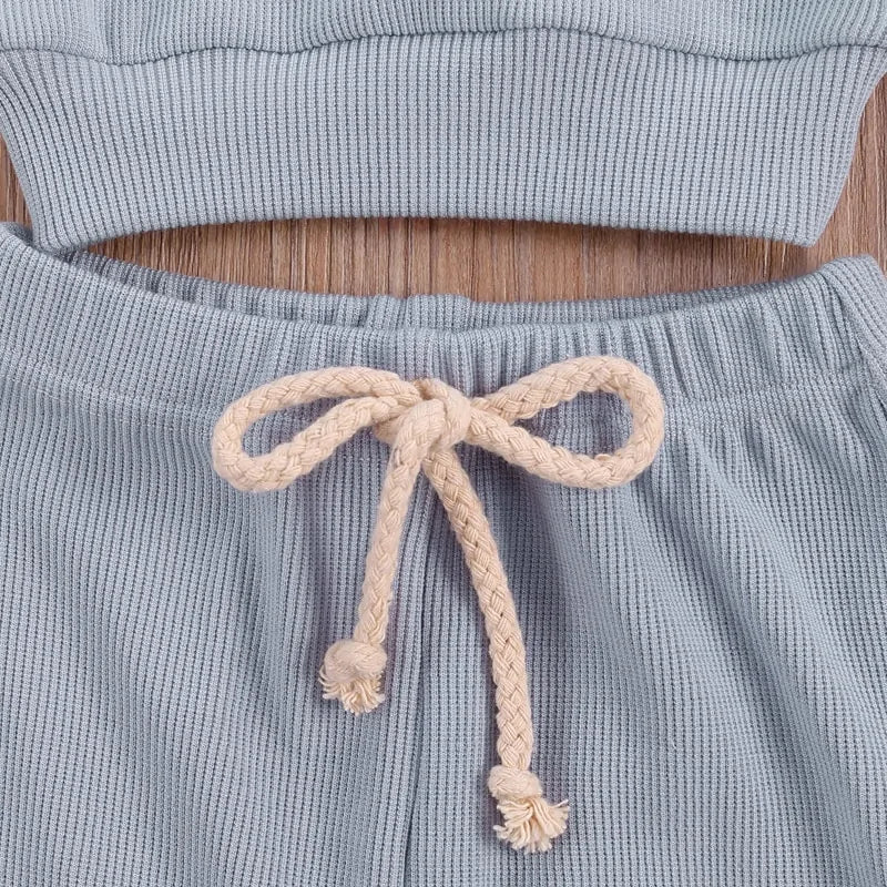 Long sleeve newborn baby outfit for cooler days in the USA