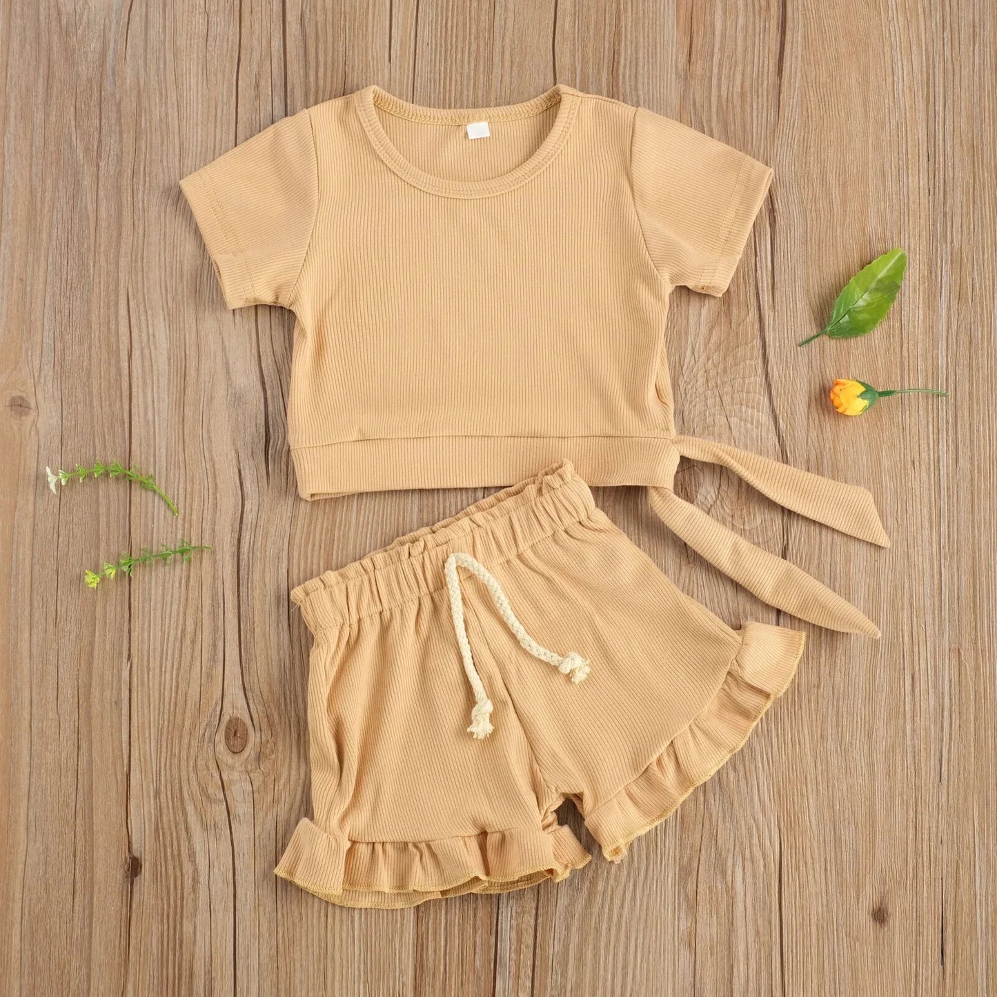Trendy 2-piece summer outfit for baby girls in cotton - USA and Canada style by Mom Harbor