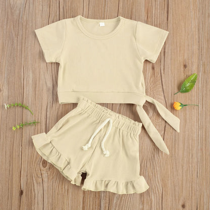 2-piece summer outfit for baby girls, perfect for warm weather