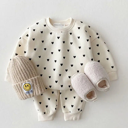 Full heart baby outfit set – black heart print – Mom Harbor USA
